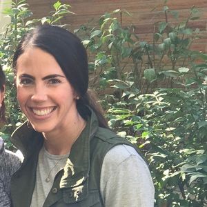 Meet your Posher, Carrie